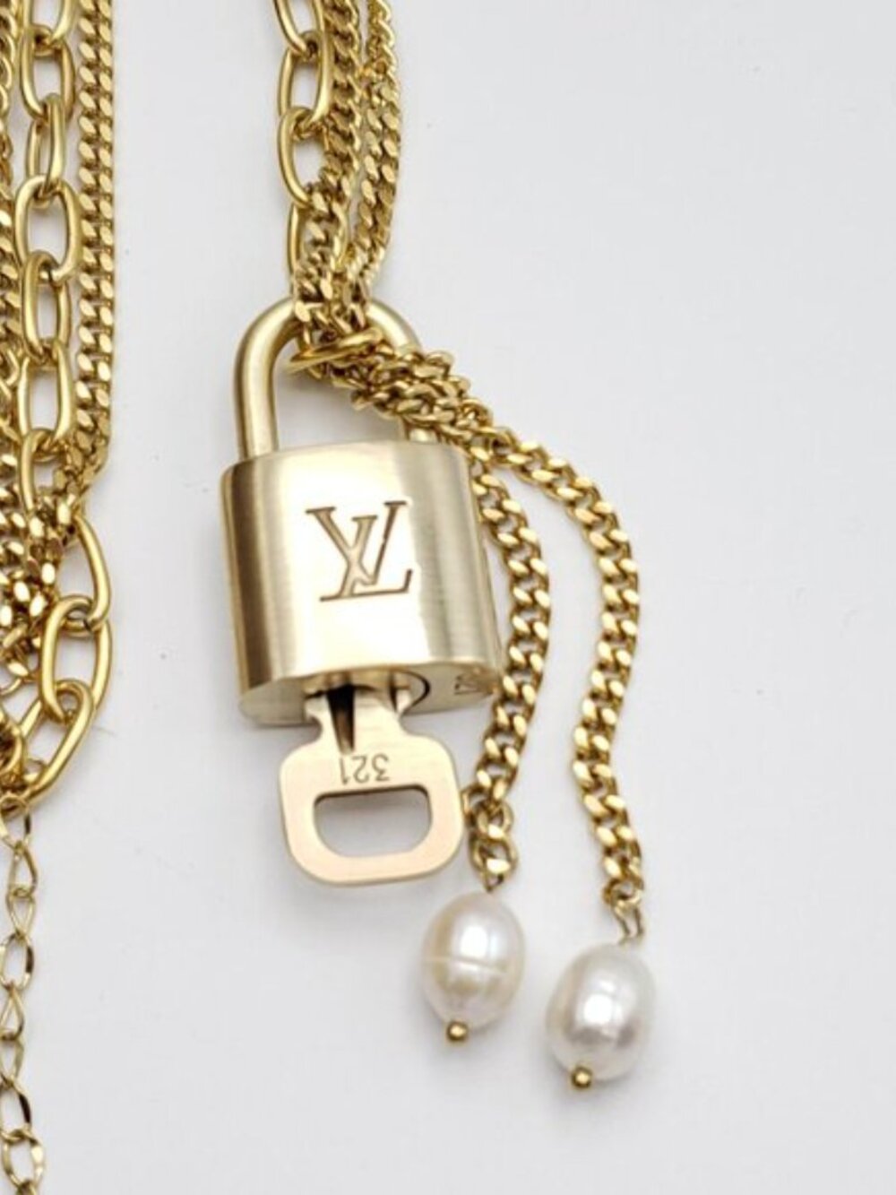 Stainless Steel Gold-Plated Necklace with Authentic Louis Vuitton Padlock - Picture 7 of 15